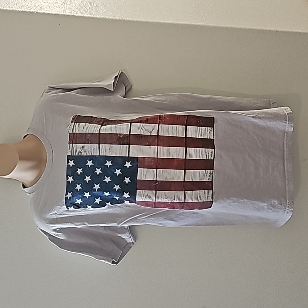 Essex Dry Goods Patriotic t-shirt men's large